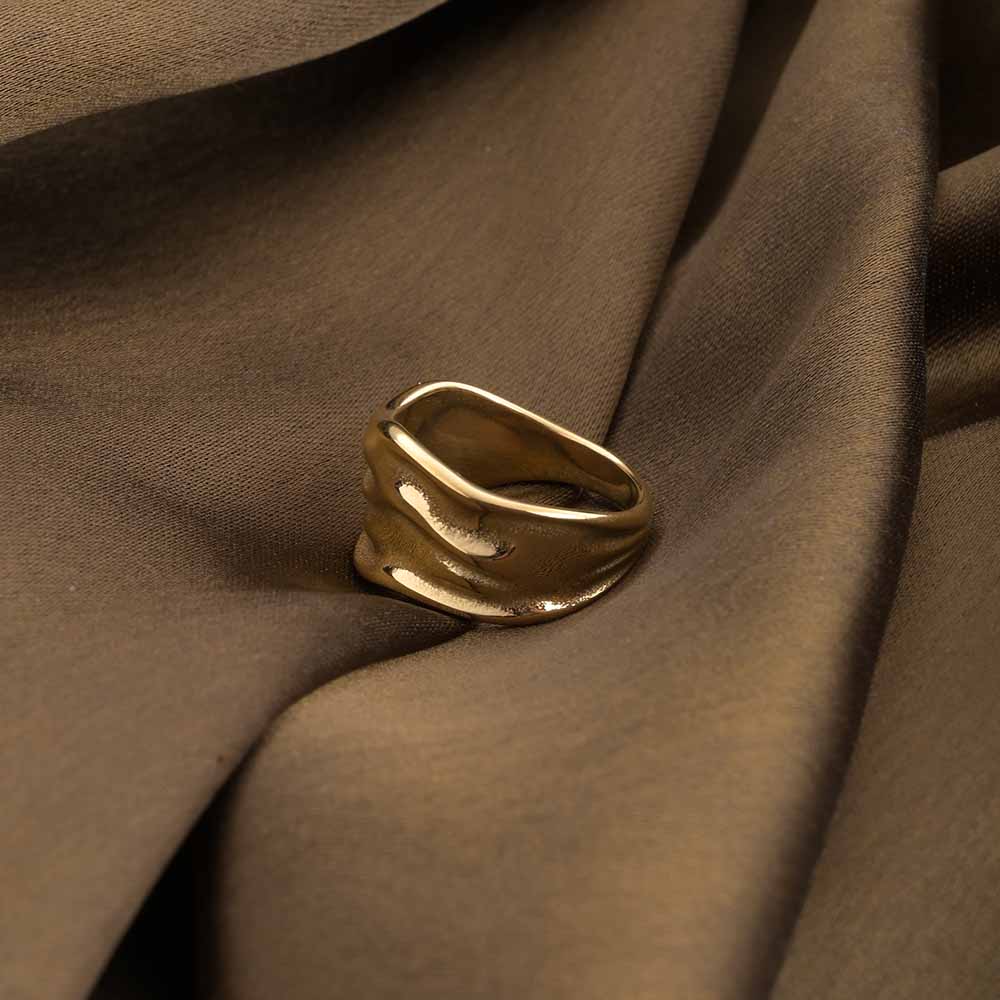 Spiral Band Ring