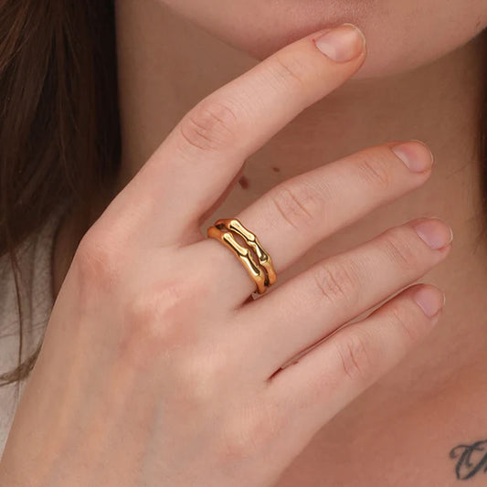 Wobbly Double Ring