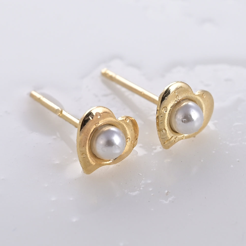 Pearl Heart Stud Earrings
