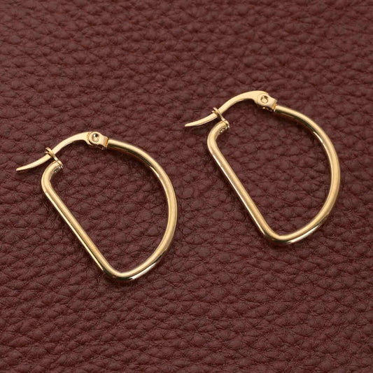D-shaped Hoops