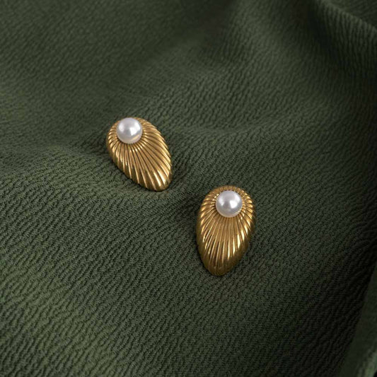Oyster Pearl Earrings