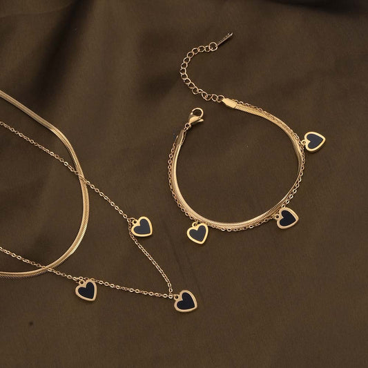 Ebony-Ivory Hearts Set