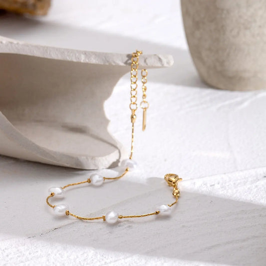 Classical Baroque Pearl Bracelet