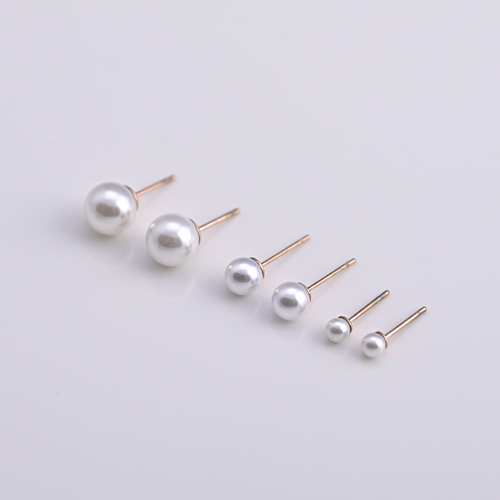 Enchanted Pearl Stud Earrings